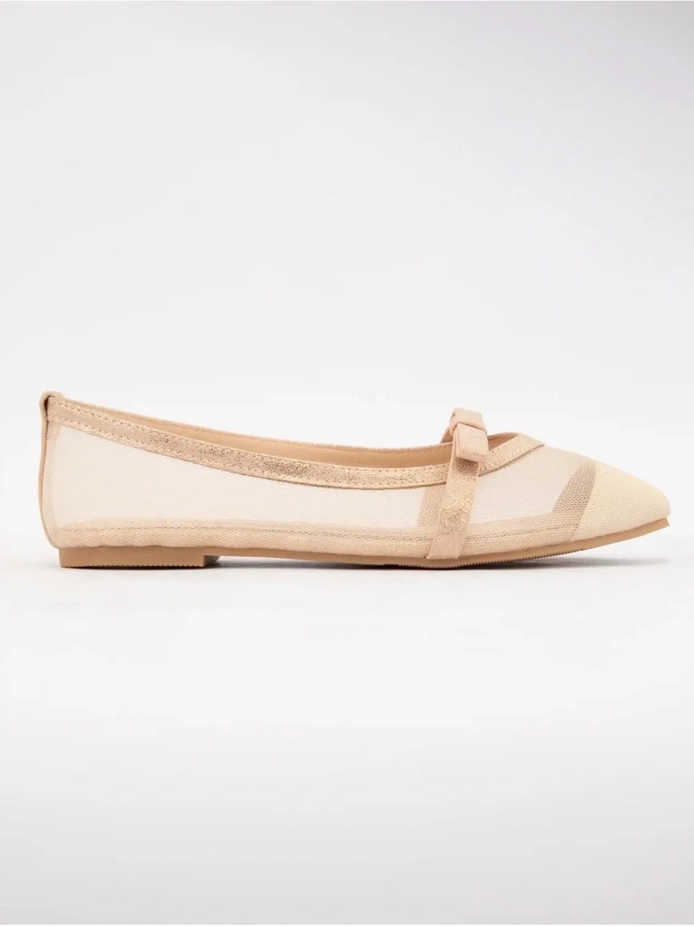 CCOCCI Cream / Gold Pointed-Toe Ballet Flats with Bow Accent